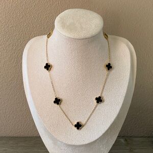 Clover Necklace